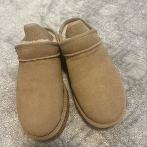 UGG Tan Kids Slippers
